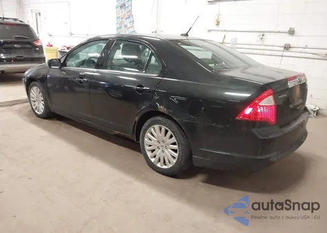 2012 Ford Fusion Hybrid z USA, uszkodzony, nr VIN 3FADP0L31CR317010